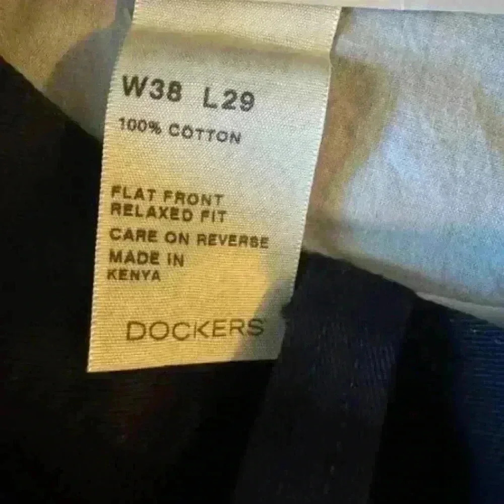 Dockers for Men Size W 38 L 29 - Picture 3 of 4